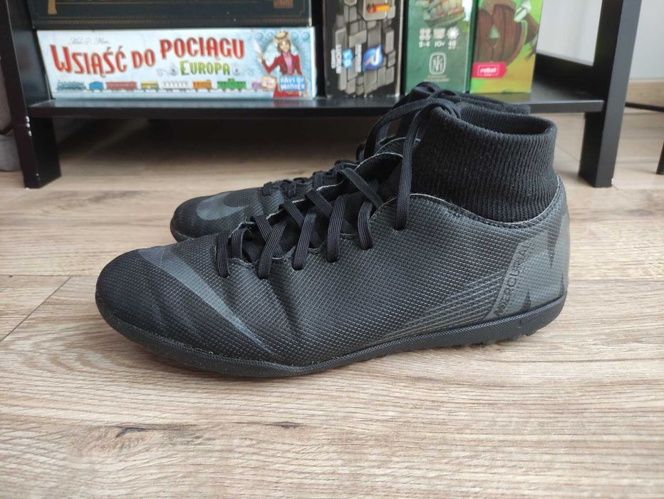 Buty piłkarskie Nike Superfly turfy halówki rozmiar 41 wkładka 26 cm