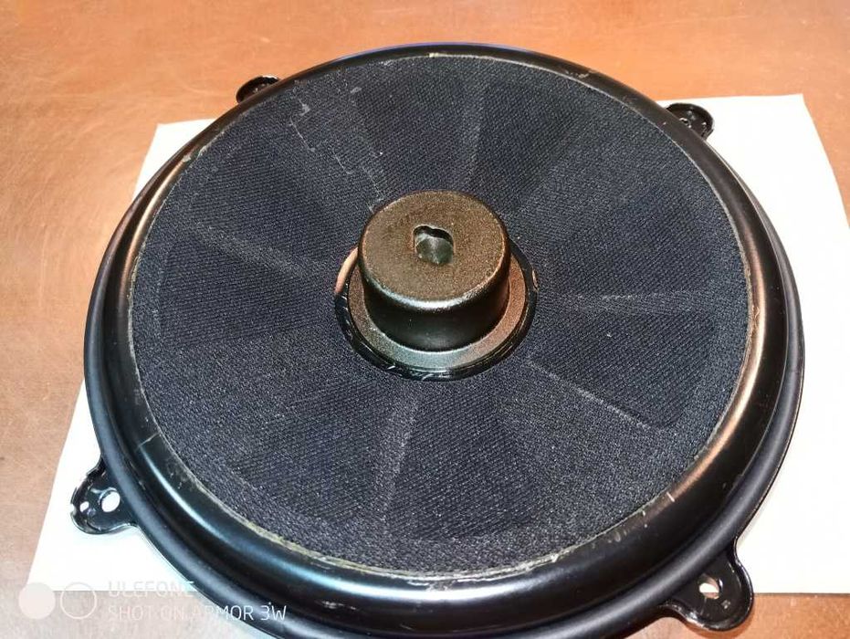 Bose subwoofer fabryczny 20 cm 2 ohm 100% sprawny