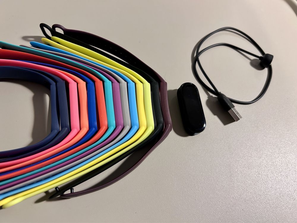 Xiaomi Mi Band 6, kabel +14 kolorowych opasek