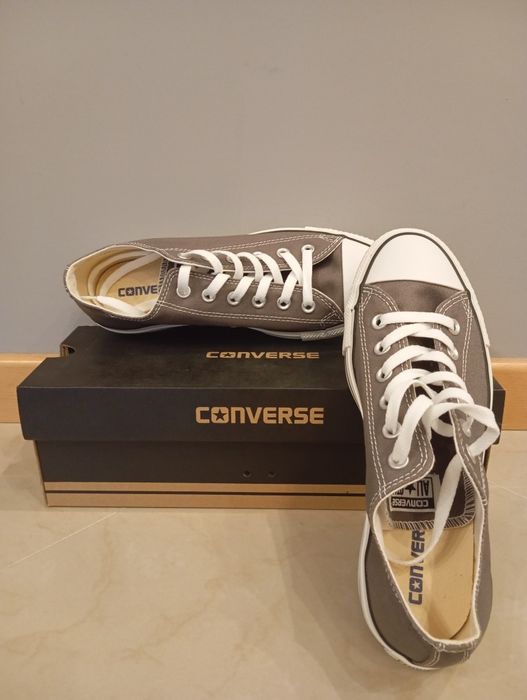 Venda de tênis All Star