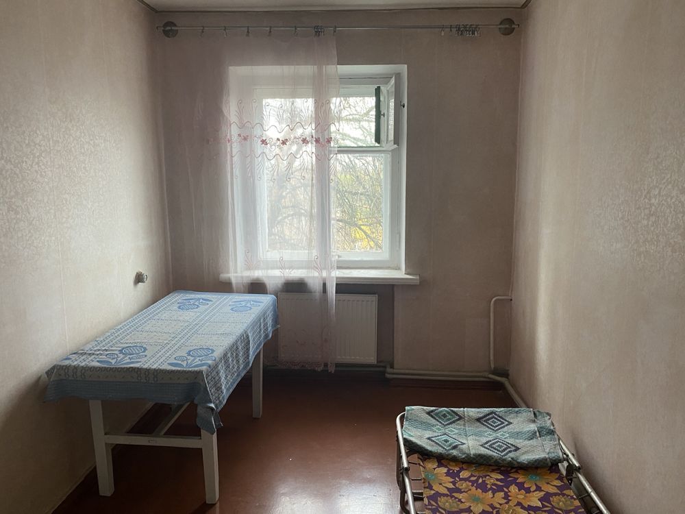 Сдам 3к квартиру.Автономное отопление,ул Соборная 28