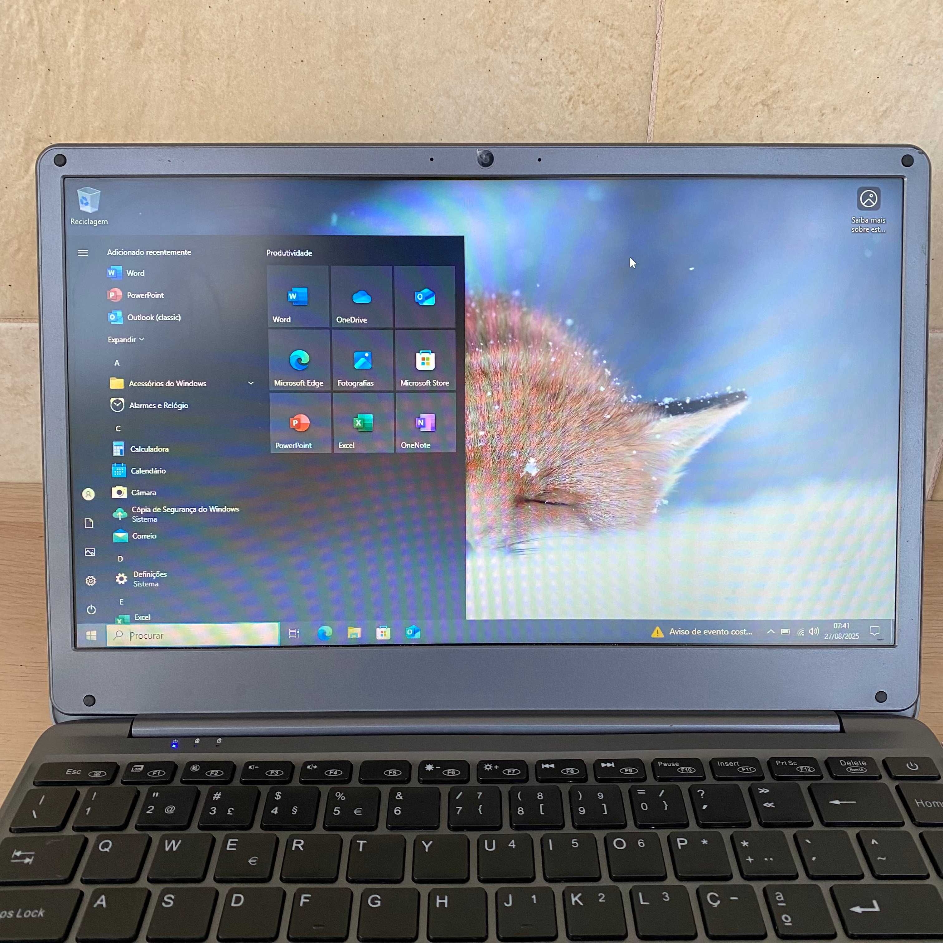 Computador portátil Insys 14" i5 8/256gb SSD m.2