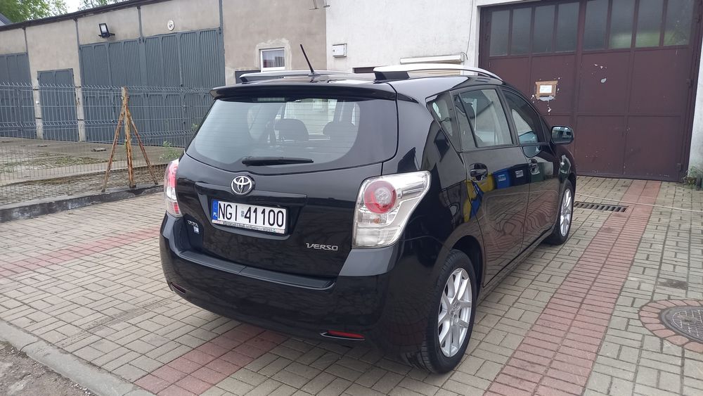 TOYOTA VERSO 1,8  Automat