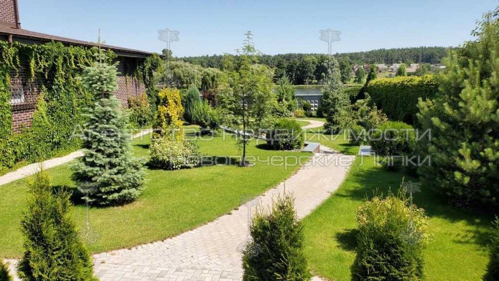 Оренда будинку під пансіонат на березі озера с. Горенка 650 м²