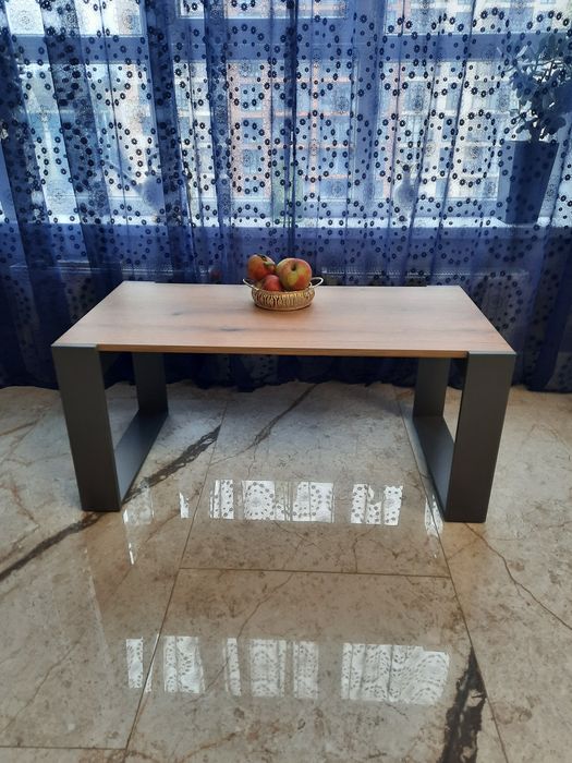 Продам столики журнальні, кавові, письмові, або на кухню