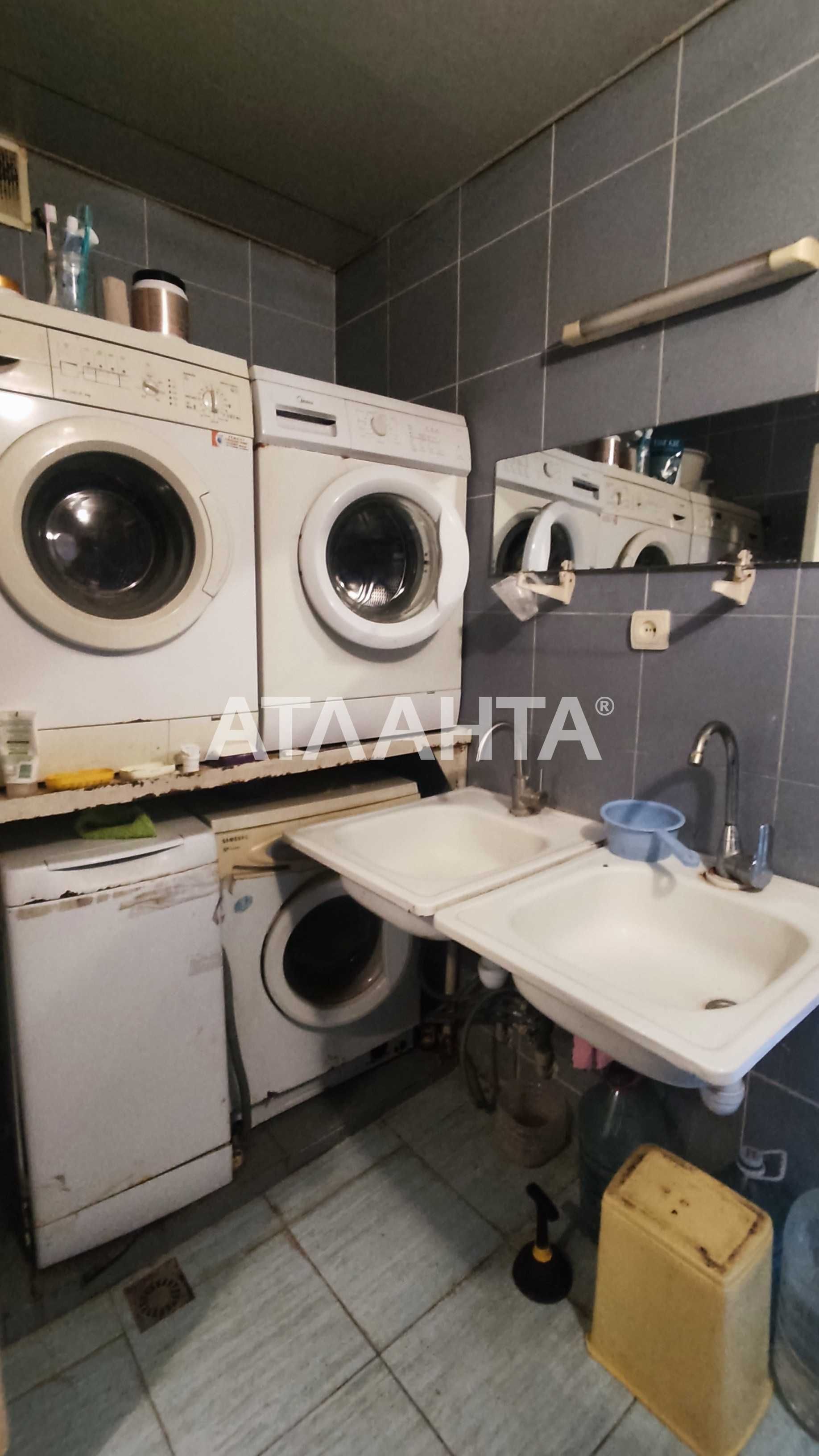 Комната в коммуне Приморском район.