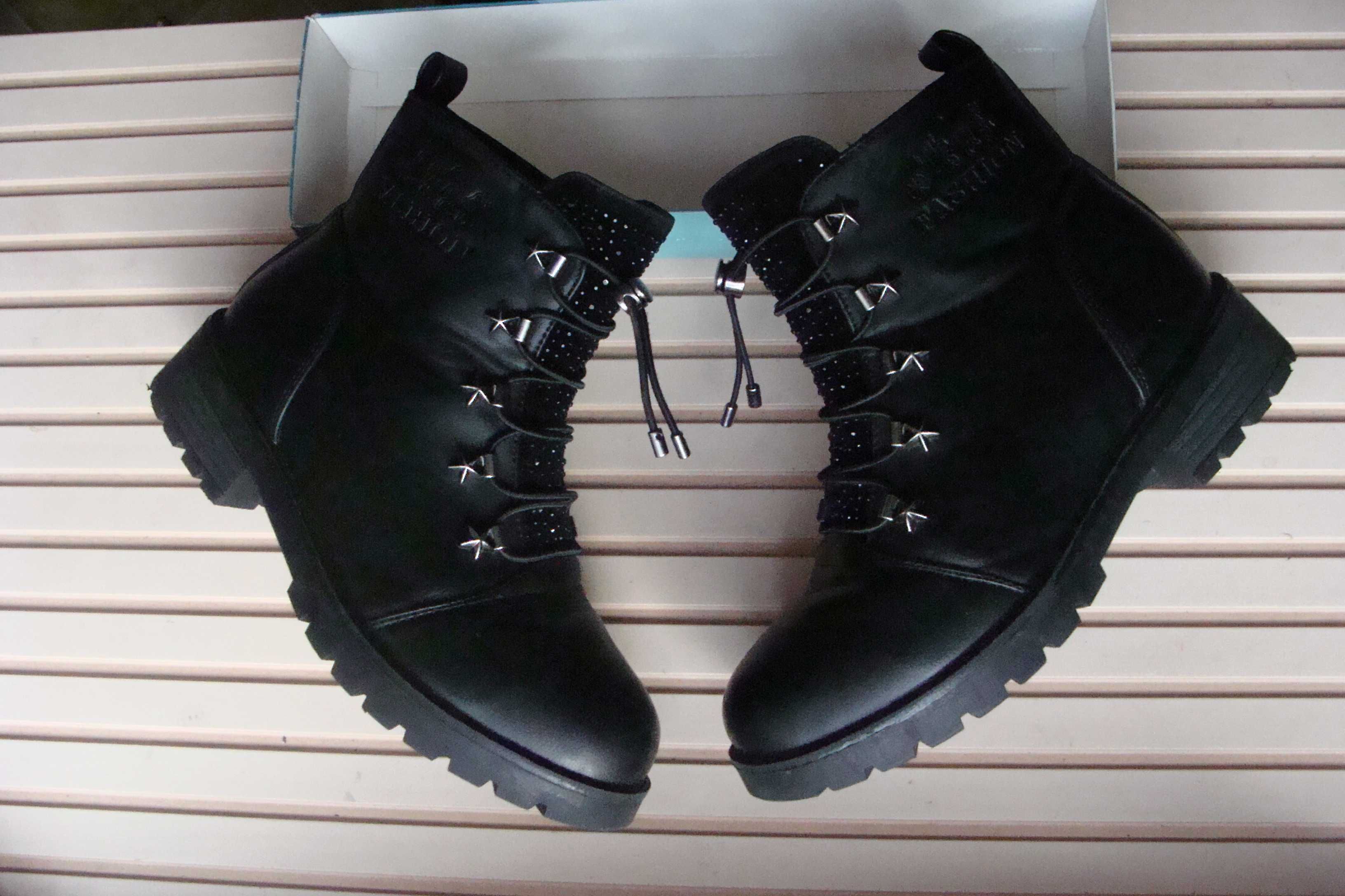 Buty damskie FASHION,ocieplane, wys. za kostkę,rozmiar 35,kolor czarny