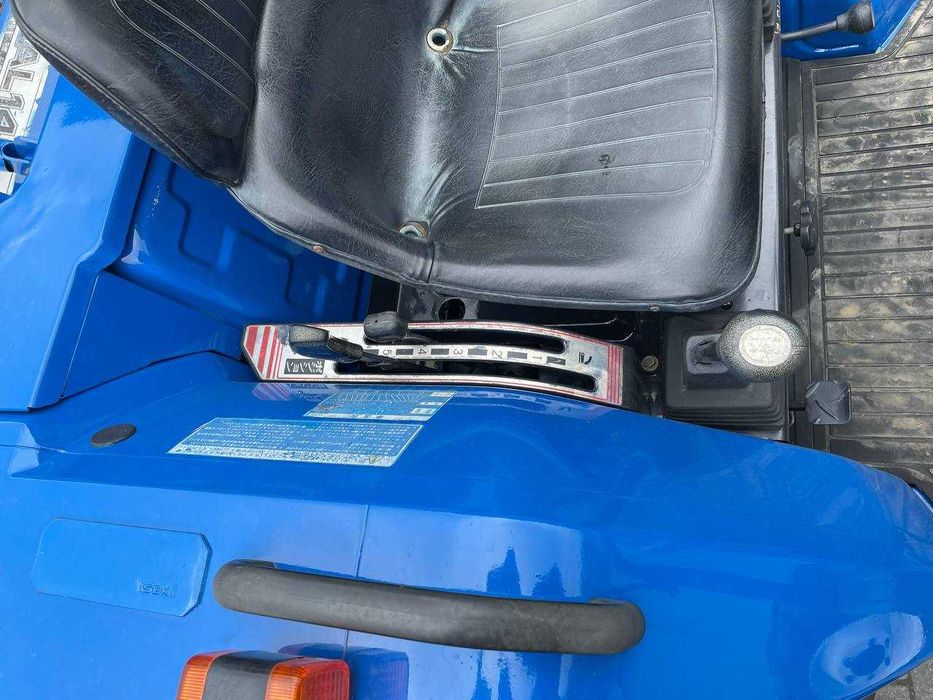 ISEKI U-DX 21 Японський Трактор