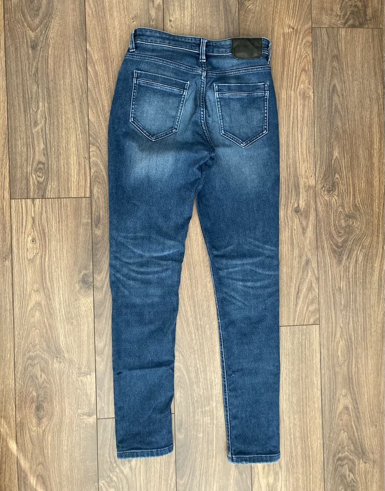 Spodnie dżinsy jeansy Reserved 28/32