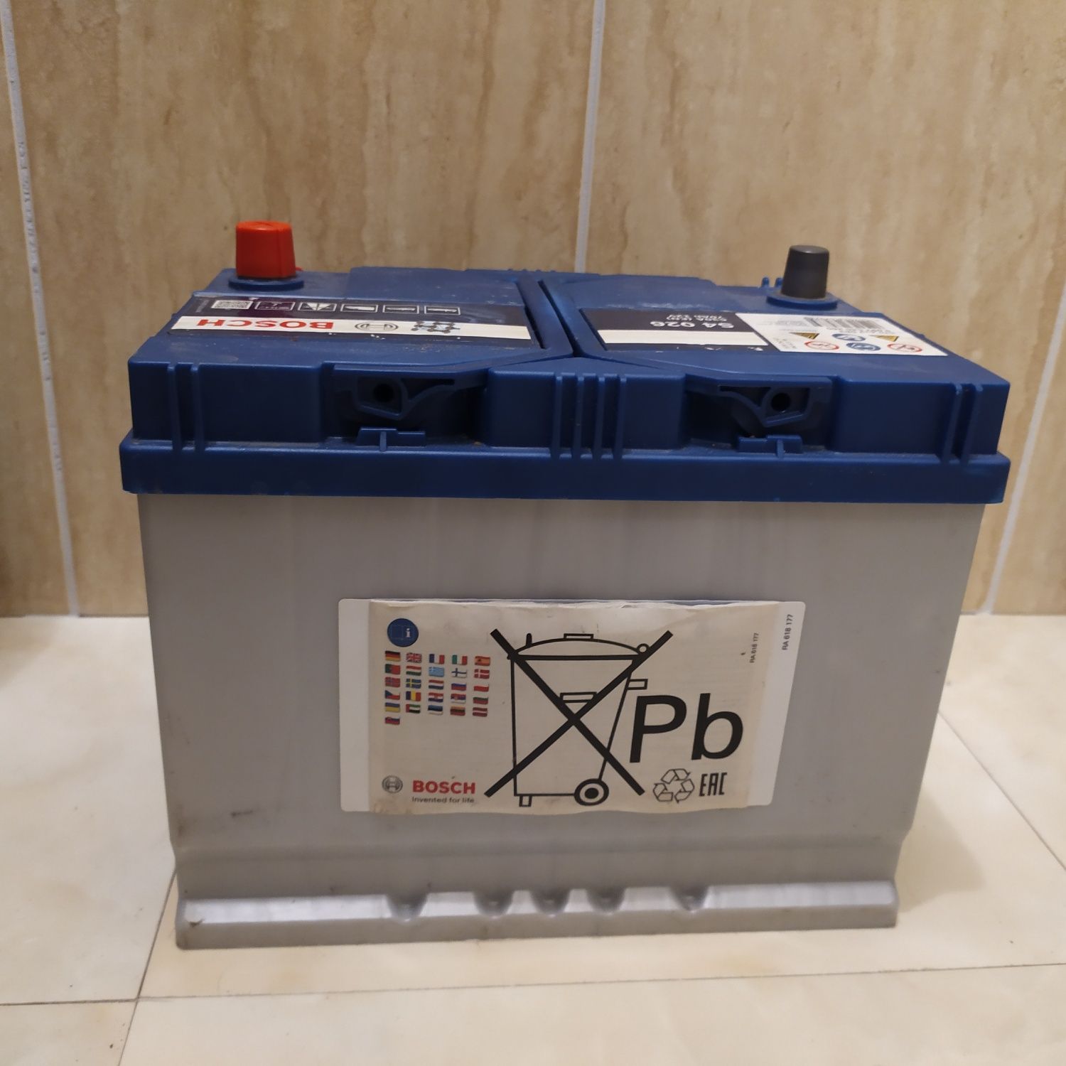 Аккумулятор Bosh 12 V 70 Ah 630 A