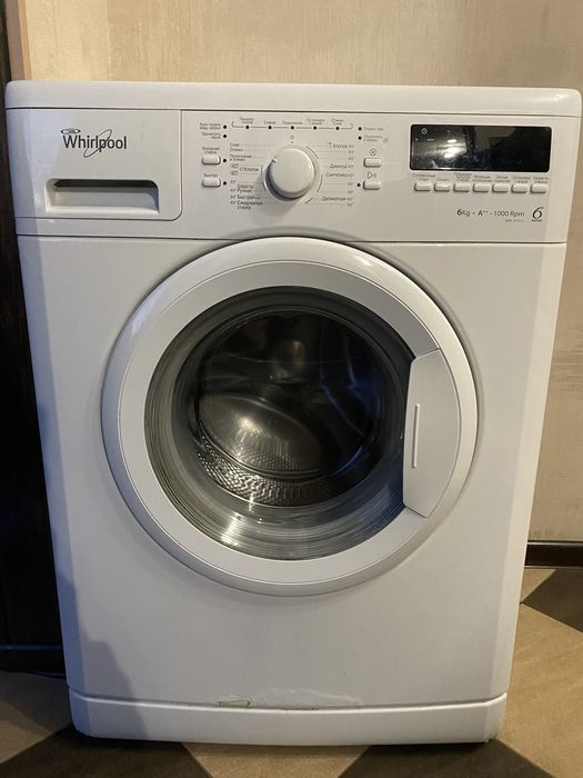 Пральна машинка whirpool