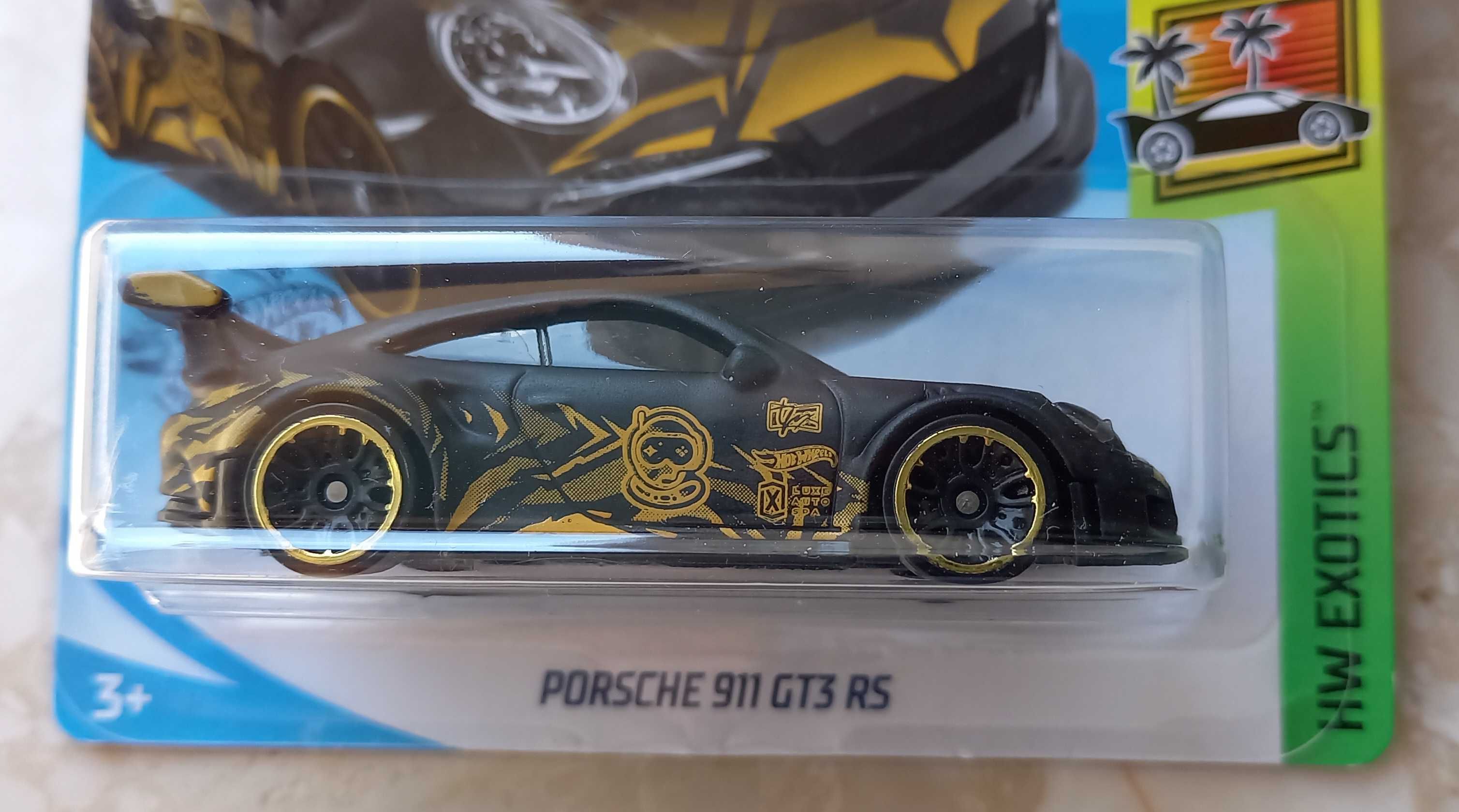 Hot Wheels __ Porsche 911 GT3 RS __