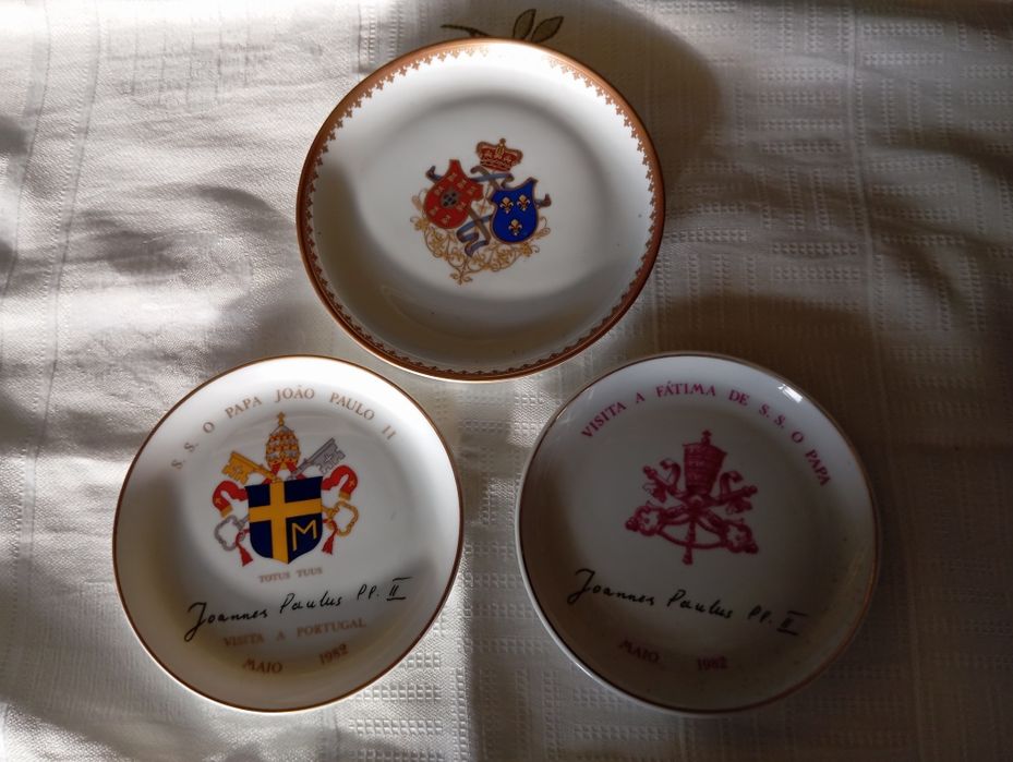 Pratos comemorativos** Colecionadores