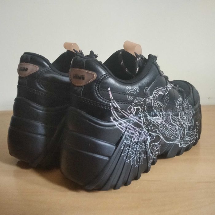 Buty na koturnie creepersy BERSHKA roz.eu-36