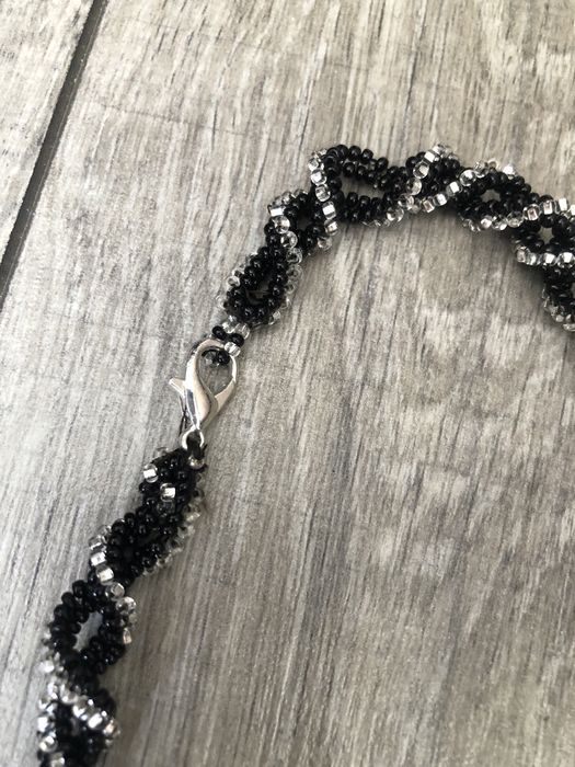 Кольє, ожерельє, виріб з бісеру