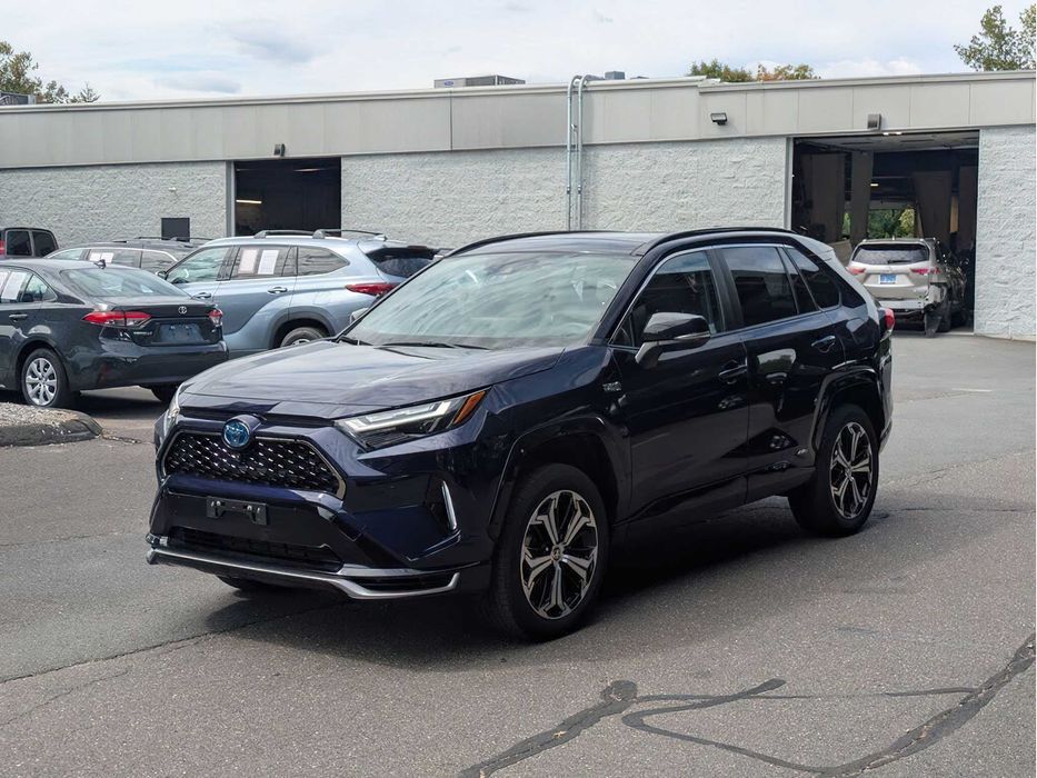 Toyota RAV4 Prime XSE      2023