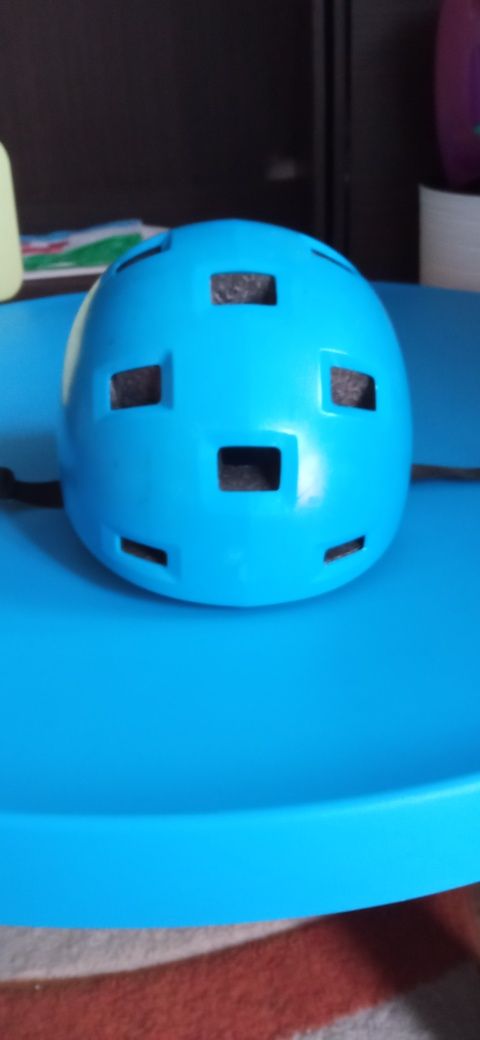 Kask rowerowy niebieski