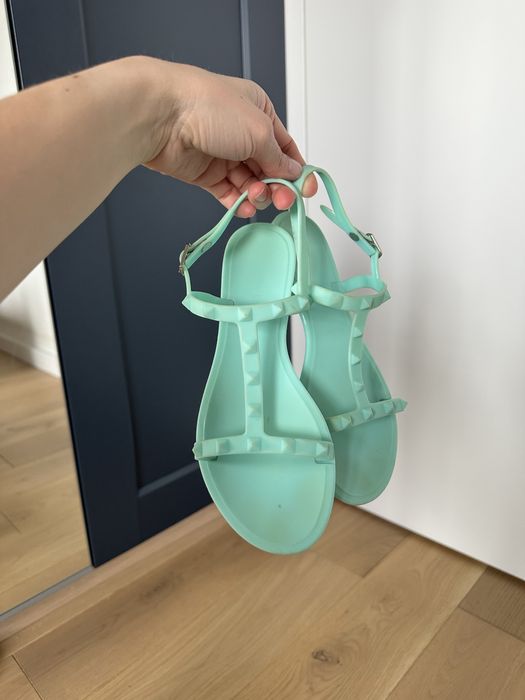 Sandałki gumowe Reserved r. 36