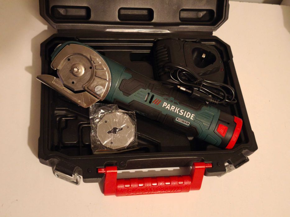 Tesoura de lâmina 12V Completa Parkside * NOVA *