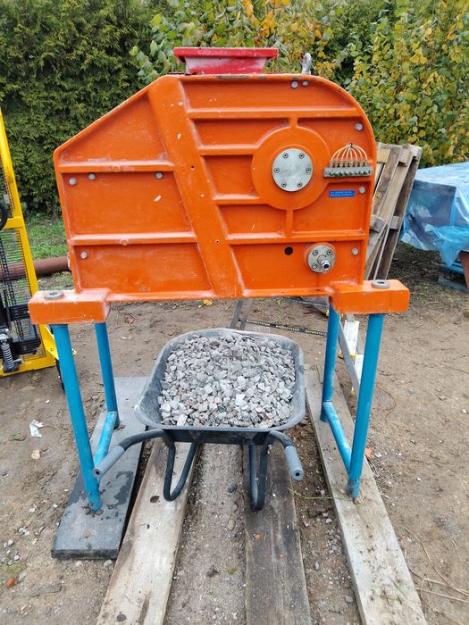 Usługi małej kruszarki szczękowej