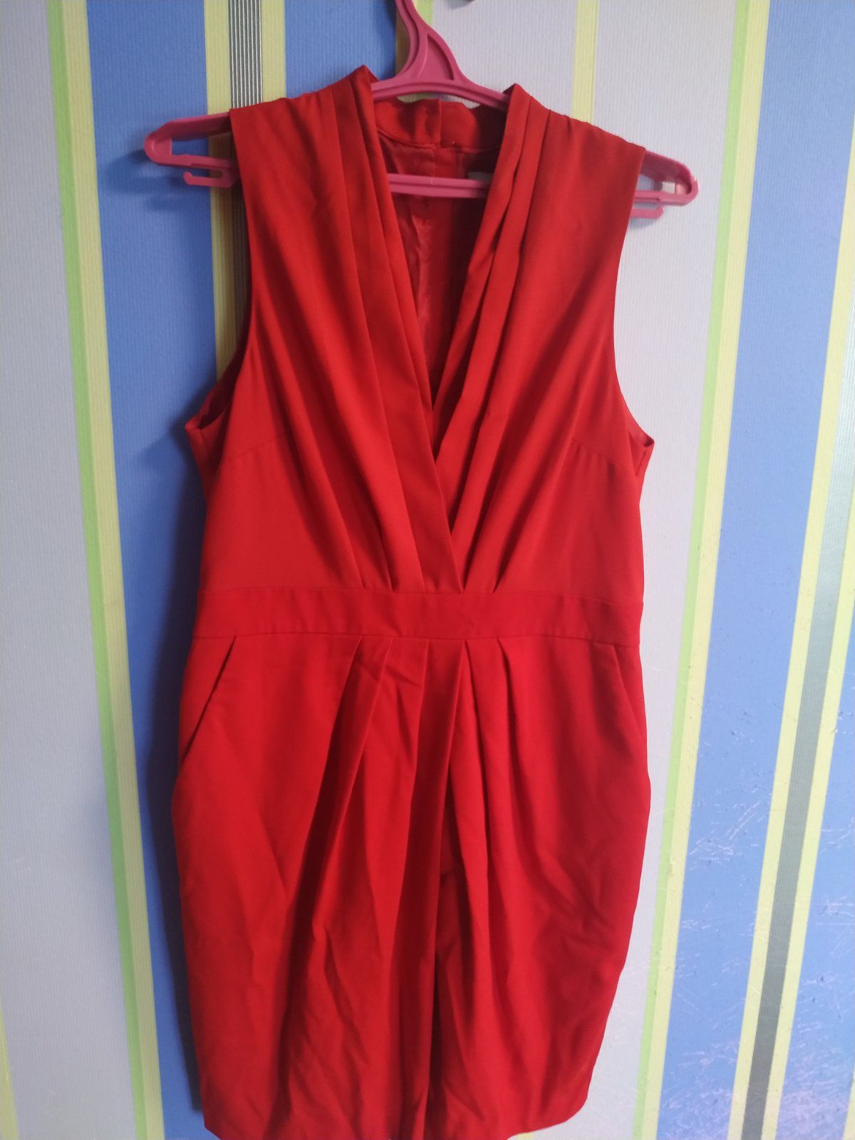 Шикарное красное алое платье футляр