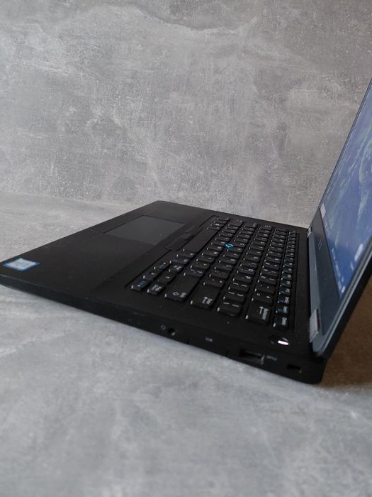 ТОП бюджетний варіант Ноутбук Dell 5470