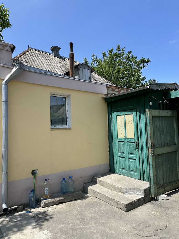 Продам дом в городе .