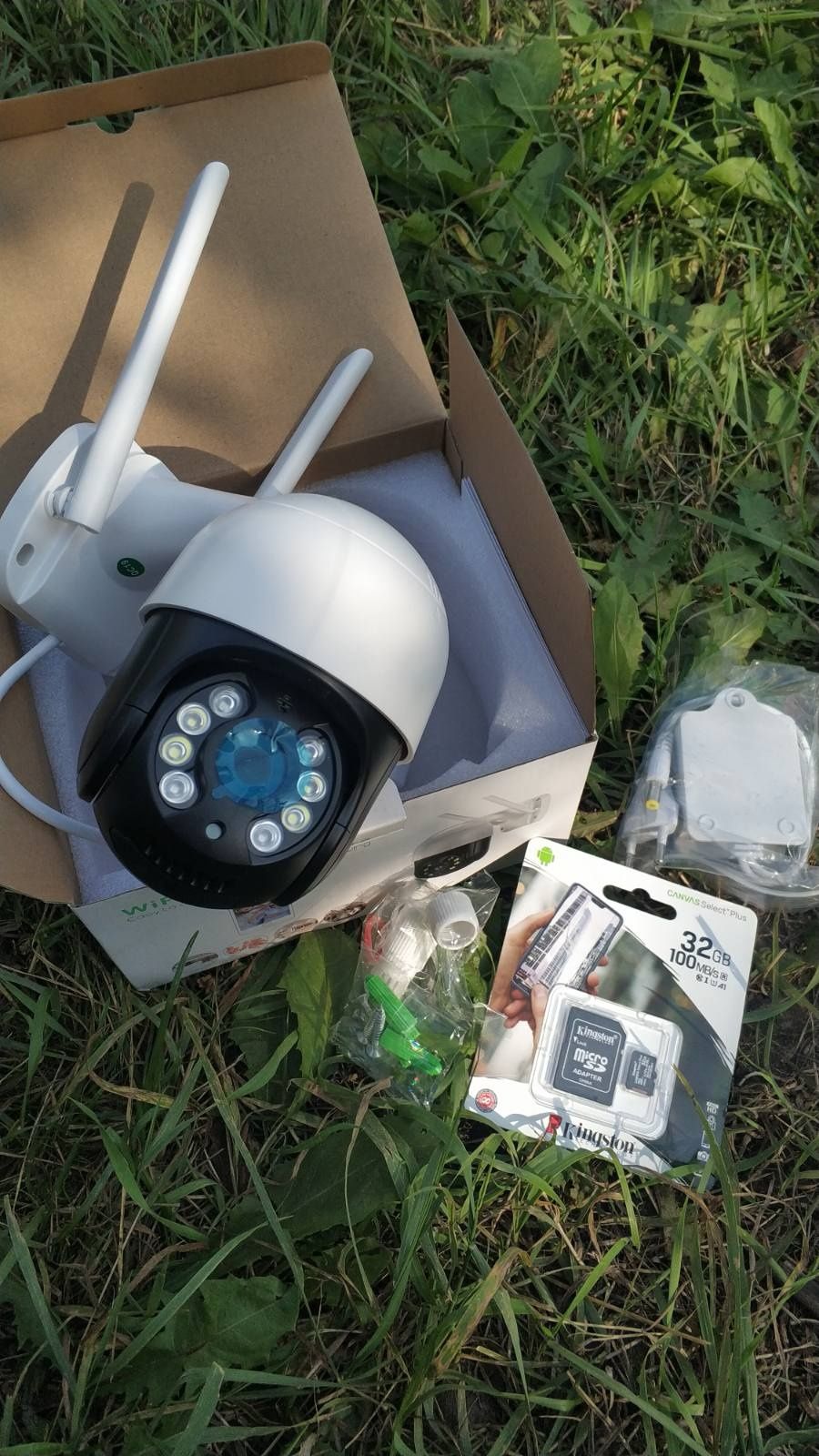 Видеонаблюдение. Комплект ip камера ANBIUX A8B 5Mp + 32 GB transcend