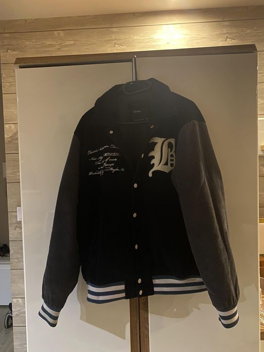 Kurtka bejsbolówka bershka