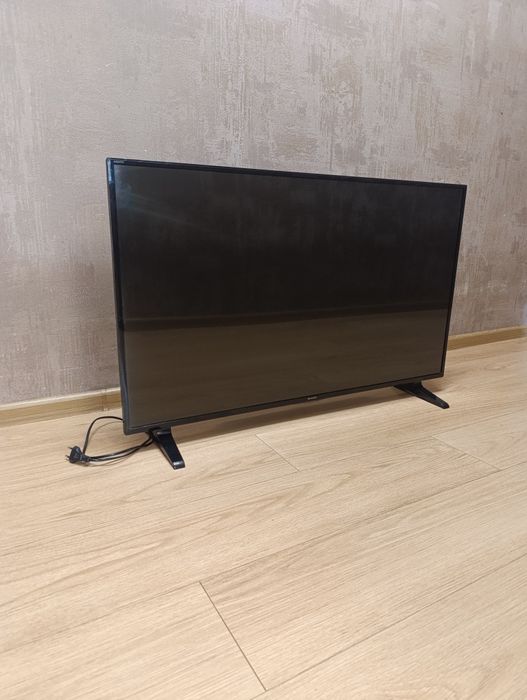 Телевізор Sharp 43 дюйми