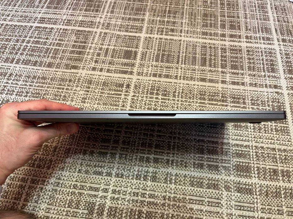 Ноутбук Xiaomi Mi Notebook Pro 15.6 Intel Core i7-8580U (16GB/1TB)