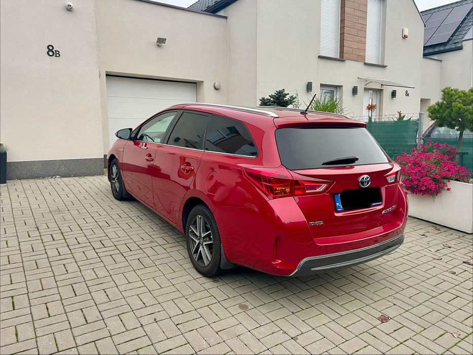 Toyota Auris Toyota Auris Kombi Hybrid