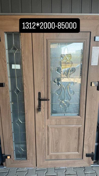 Двері металопластикові шириною 1.2м висотою 2м
