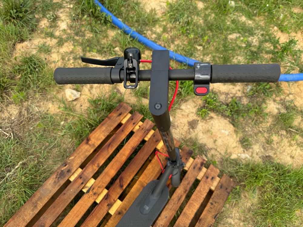 Hulajnoga elektryczna Xiaomi Mi PRO 2 300W 45km