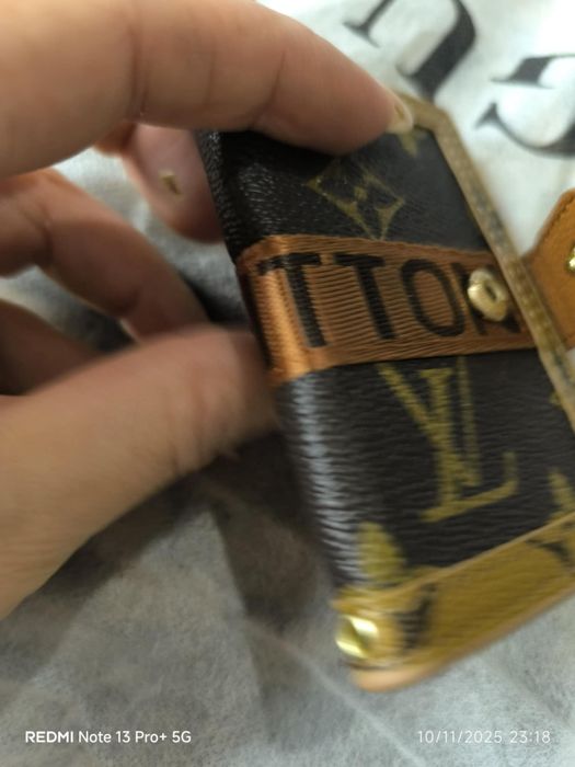 Malas  senhoras e porta moedas