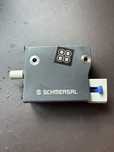 SCHMERSAL AZM300B-I2-ST-1P2P-A blokada elektromagnetyczna