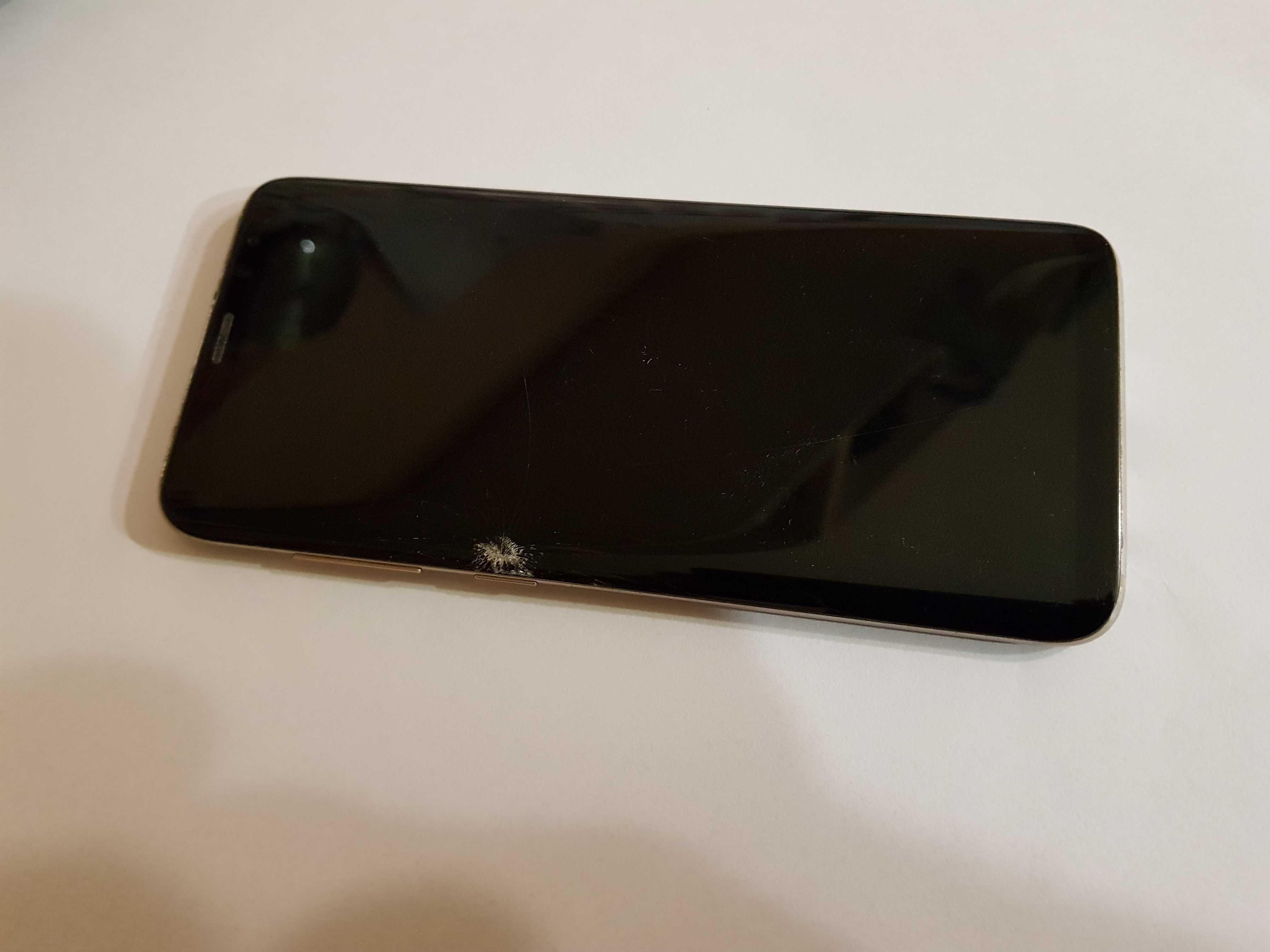 Продам samsung s8 на запчастини