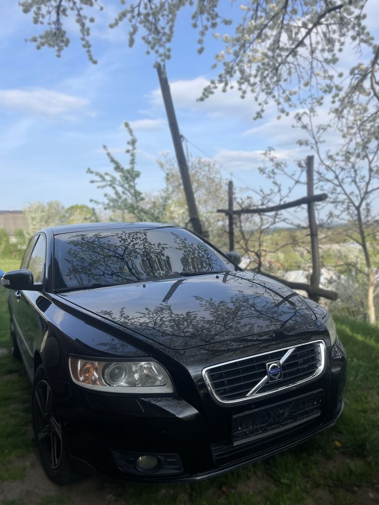 Продам Volvo V50 2008