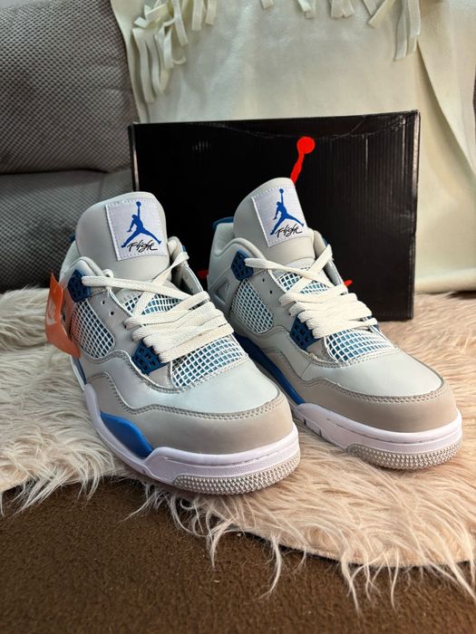 Nike air jordan retro 4
