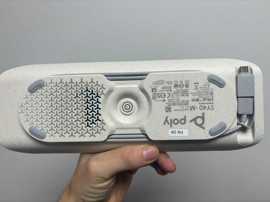 Спікерфон Poly Sync 40.