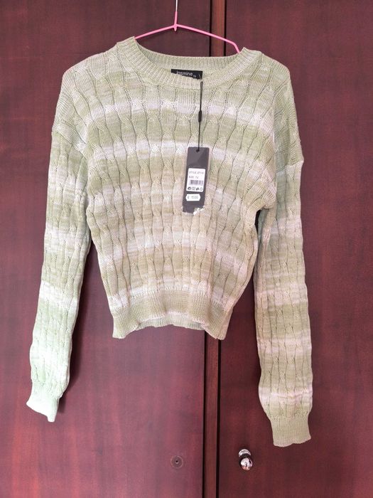 Camisola de malha verde e branca nova com etiqueta