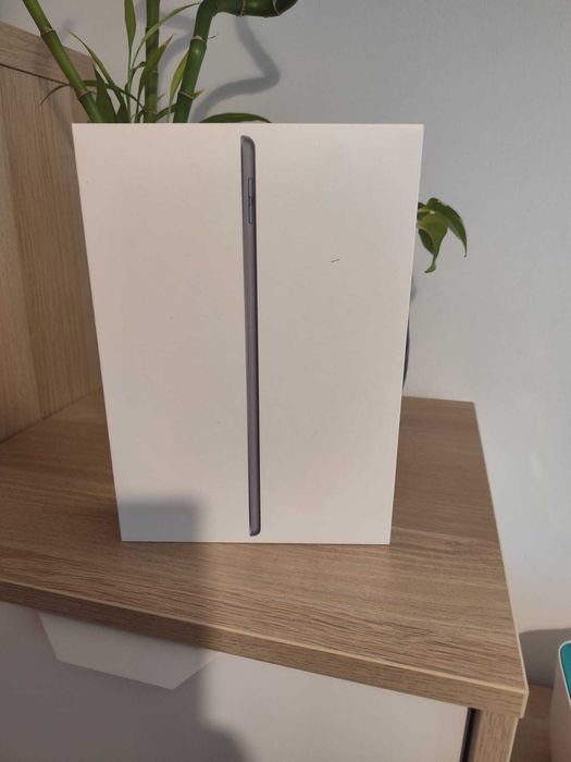 Apple iPad 9th Gen 10.2" 64GB cinzento
