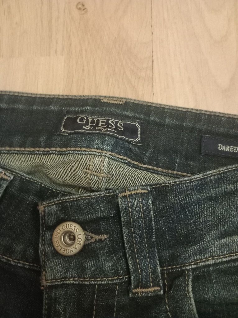 Jeansy Guess roz 25