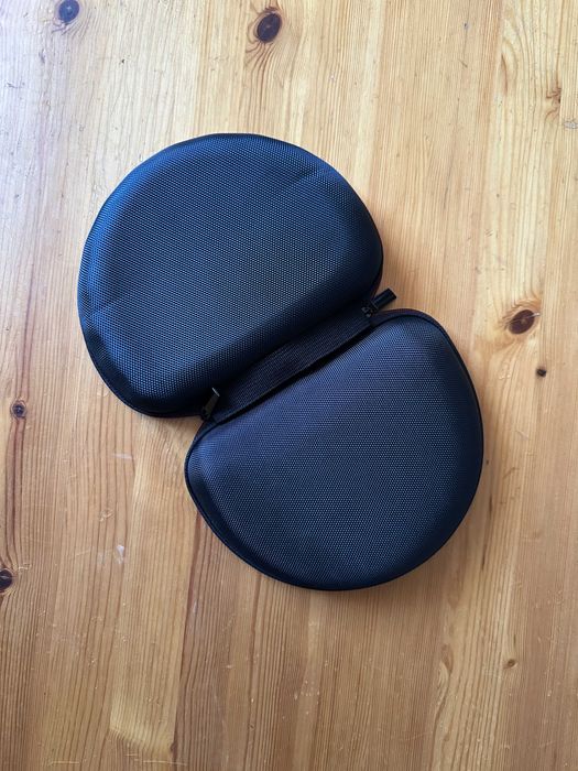 Twarde przenośne etui uniwersalne pokrowiec na słuchawki JBL Soundcore