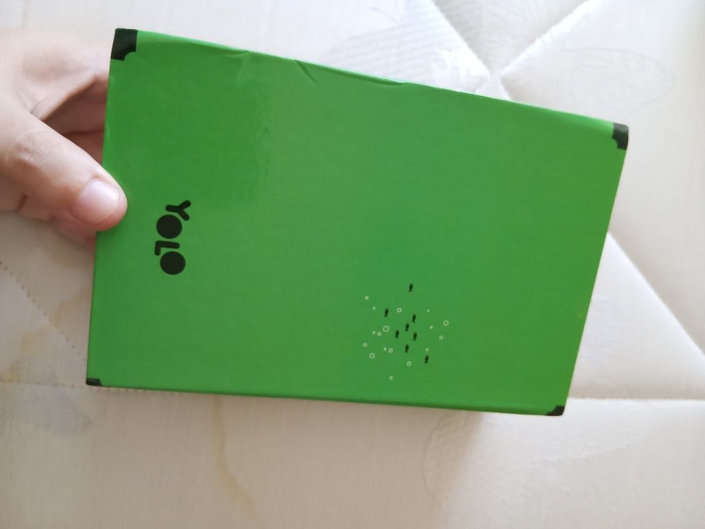 Livro falso, cofre com código