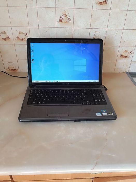 Продам ноутбук Lenovo G550 в гарному стані