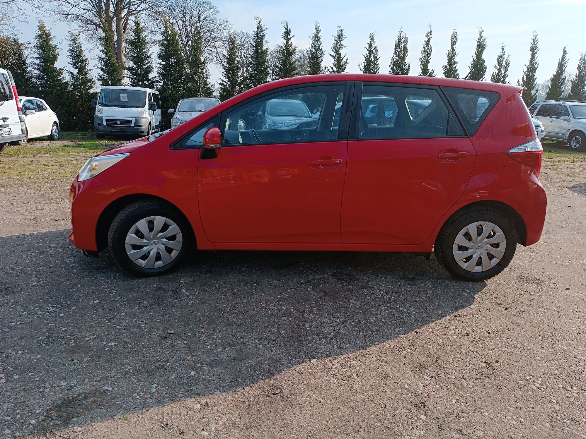 Toyota Verso-S 1.3VVT-i 99KM 2011 Perfekcyjny Stan 131 tyś km Zamiana