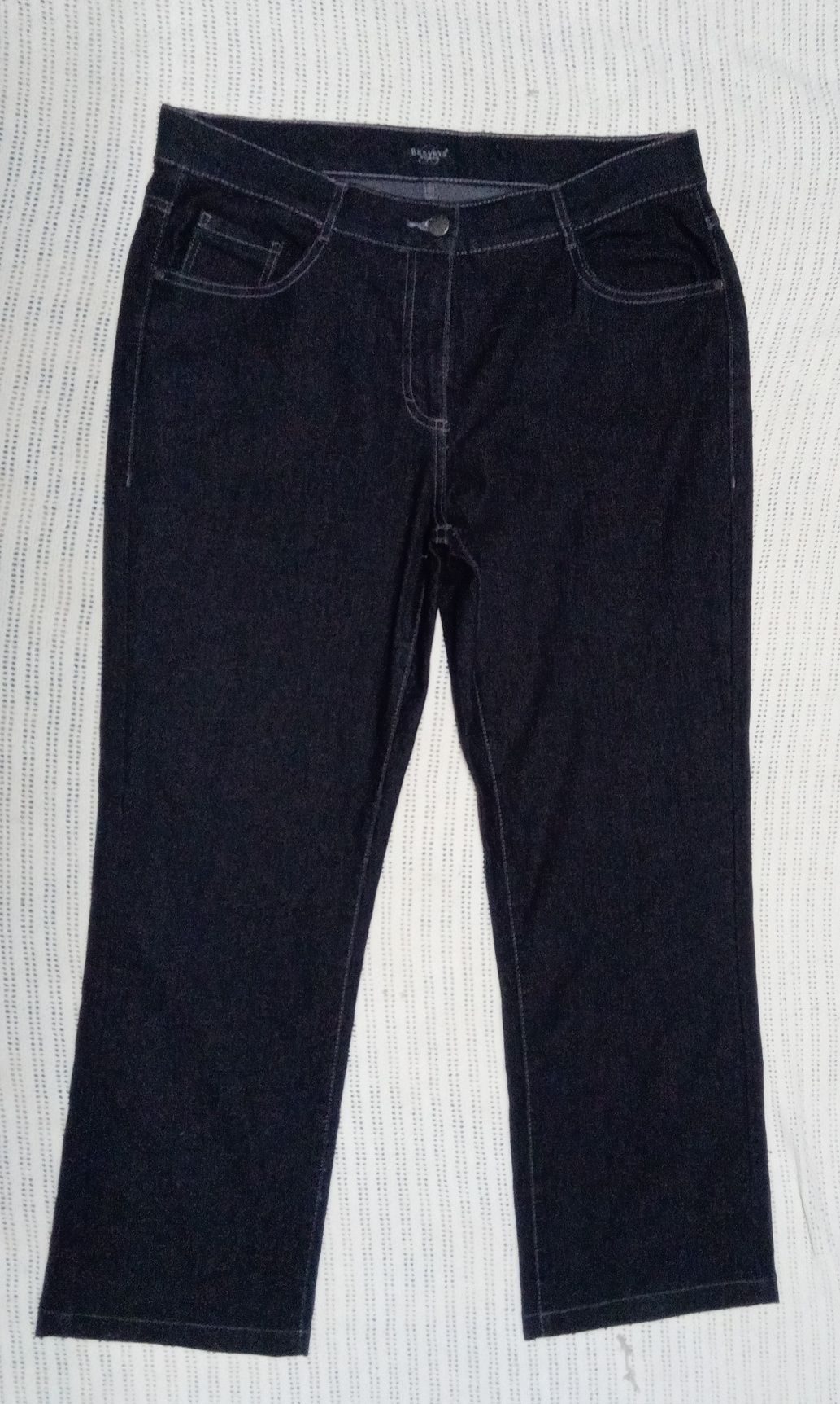Женские  ровные джинсы-50-52размер