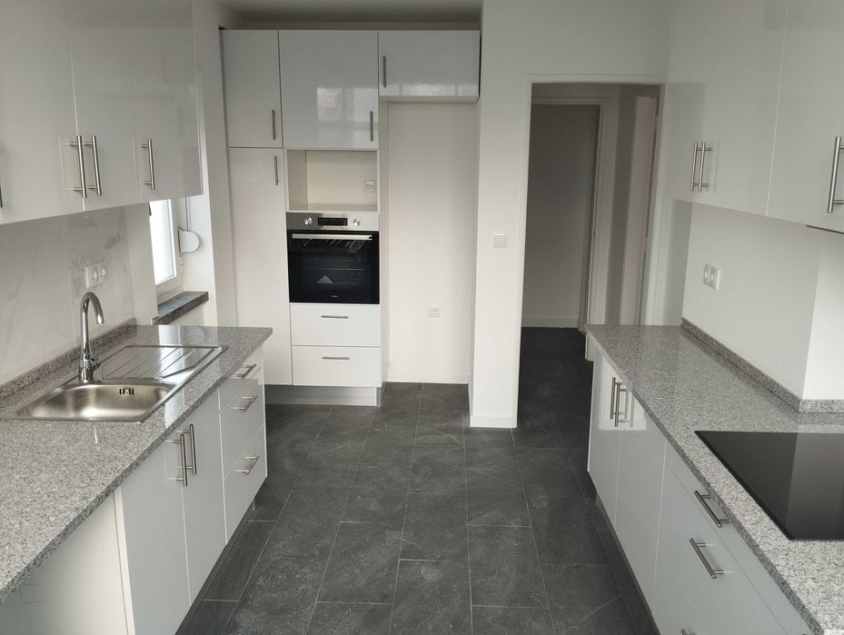 T2 Remodelado Centro Amadora