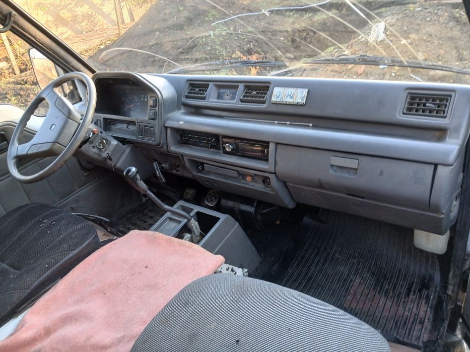 Продам бус исузу миди